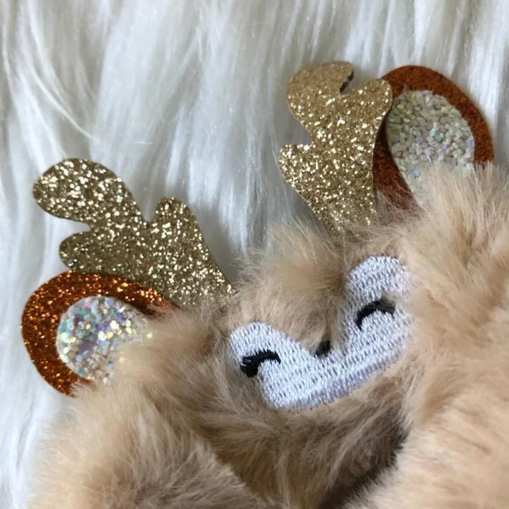 Claire’s Reindeer & Pink Plush Scrunchie Set